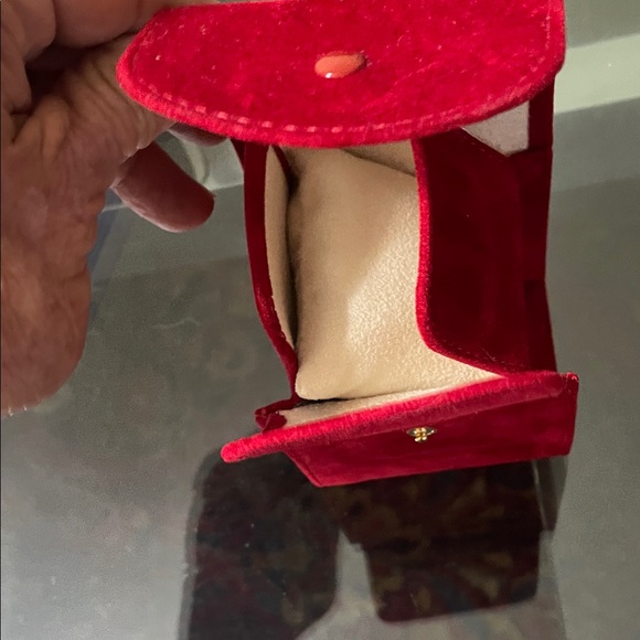 Cartier Red Velvet Watch Case with pillow - Picture 6 of 6